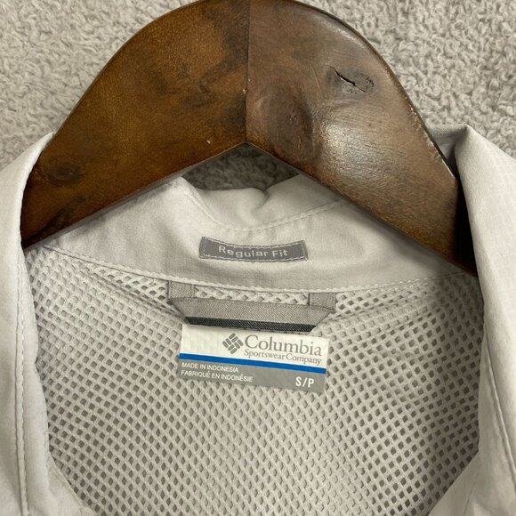 NWOT Columbia Outdoor button down Men's S Regular Fit Short Sleeve Shirt Gray - Picture 6 of 9